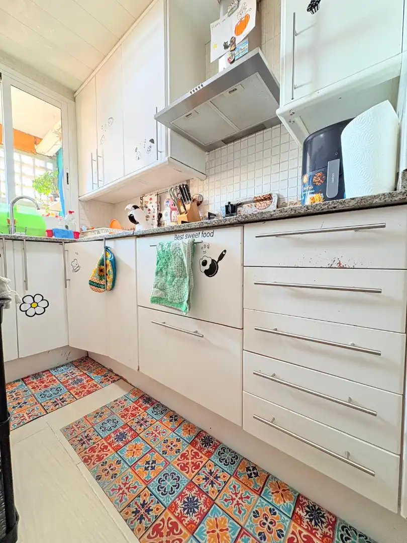 Cuina de Pis en venda en Badalona amb Parquet i Balcó