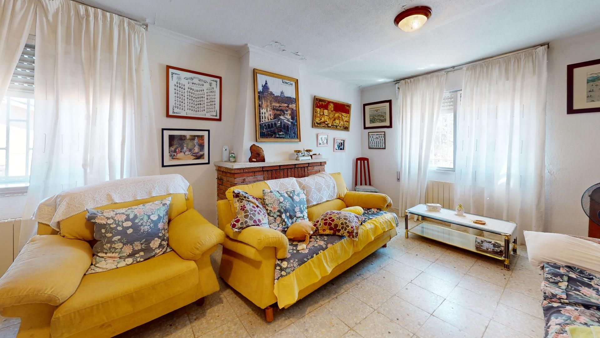 Sala d'estar de Casa o xalet en venda en Pioz