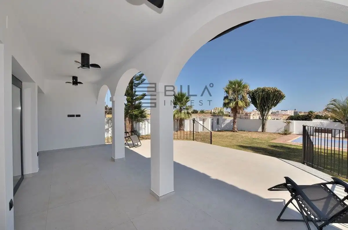 Chalet con piscina en venta en El Coto, imagen 6