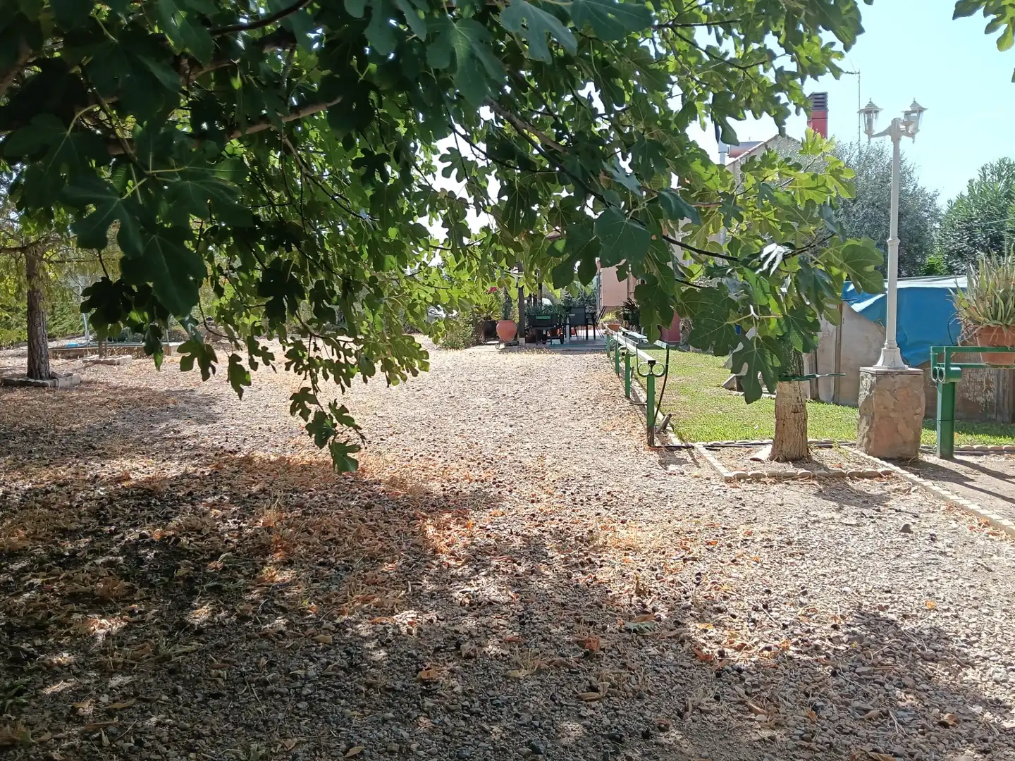 Vista exterior de Casa o xalet en venda en Almendralejo amb Aire condicionat, Calefacció i Jardí privat