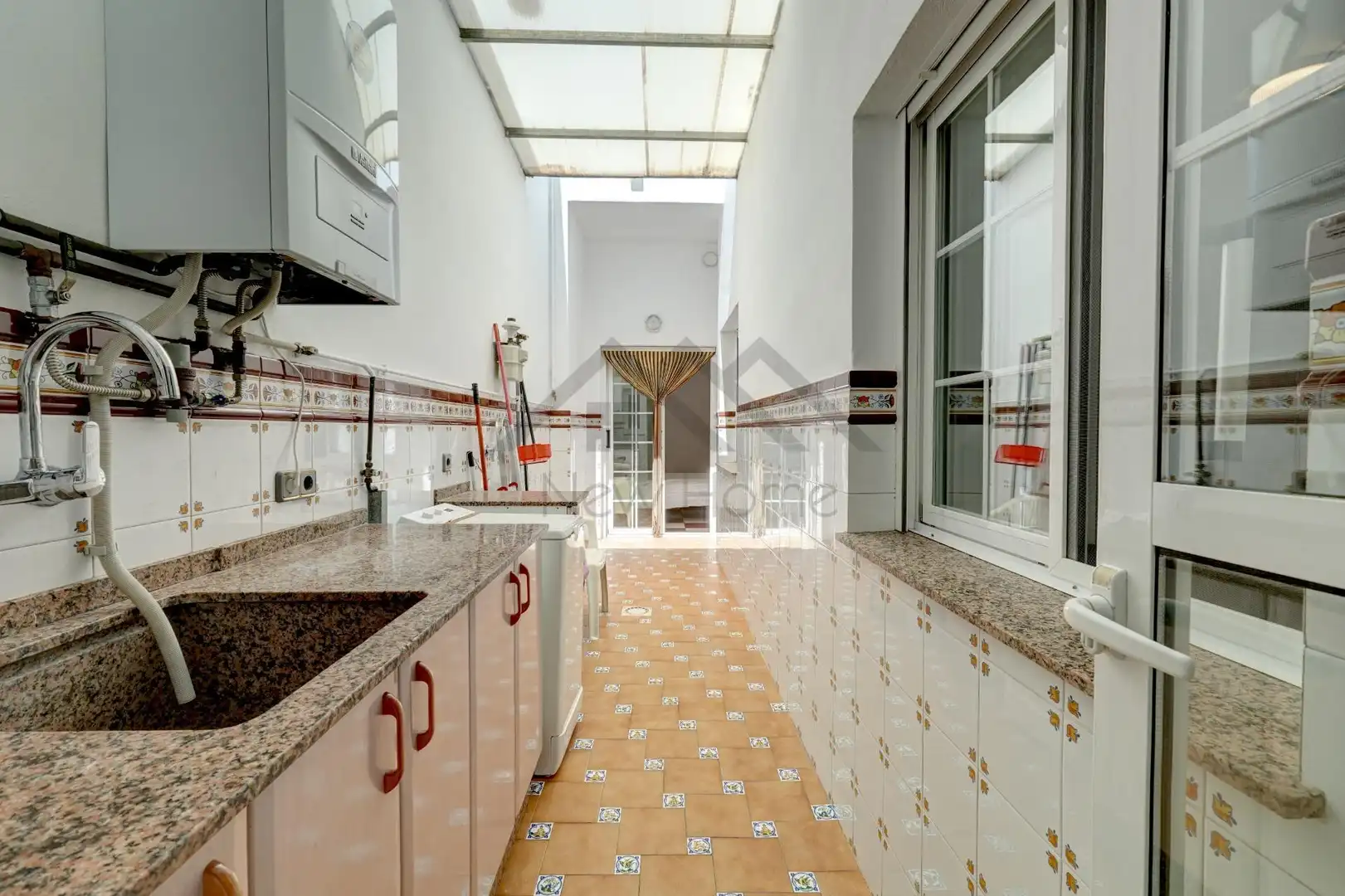 Cocina de Finca rústica en venta en La Pobla de Vallbona con Trastero