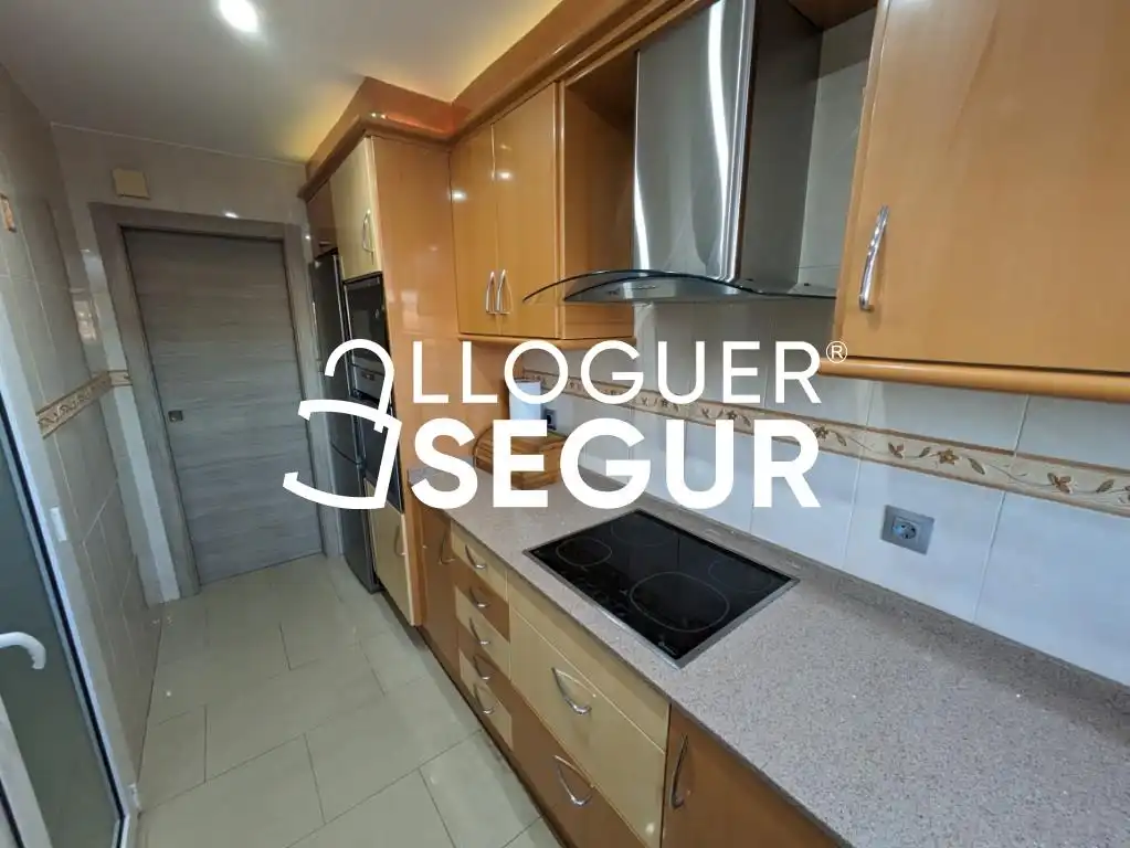 Küche von Wohnung zur Miete in Montgat mit Klimaanlage, Heizung und Terrasse