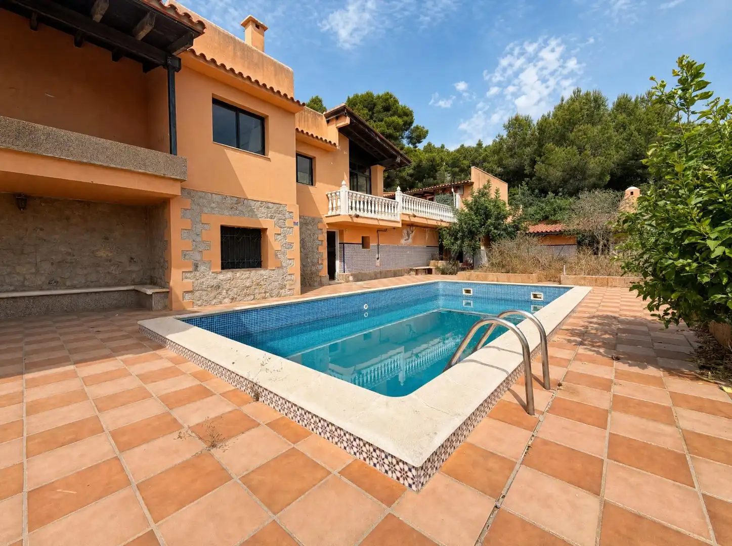 Piscina de Casa o xalet en venda en Santa Eulària des Riu amb Jardí privat, Terrassa i Traster