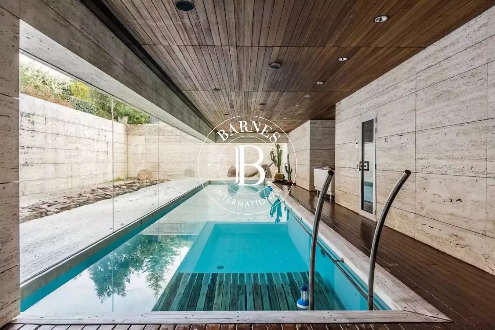 Piscina de Casa o chalet de alquiler en Pozuelo de Alarcón con Aire acondicionado, Calefacción y Jardín privado
