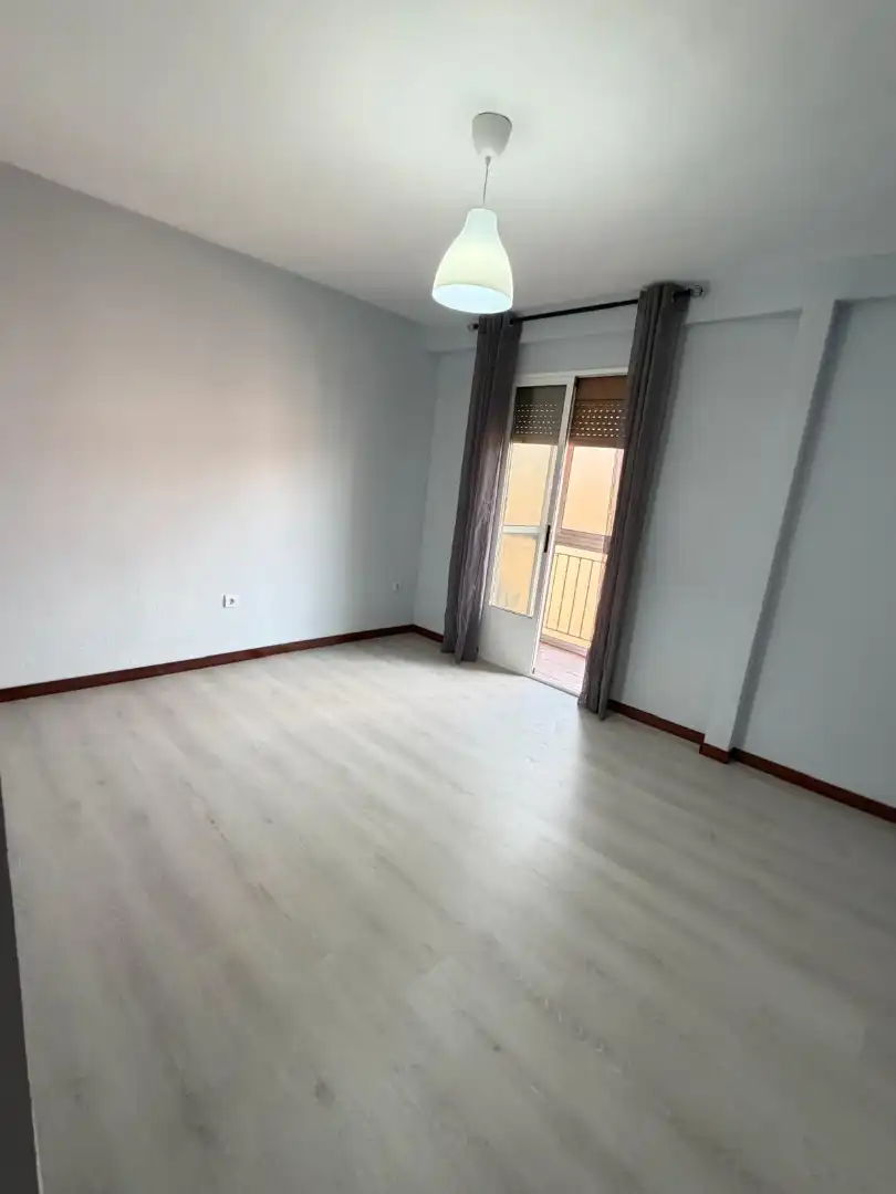 Flat with lift for sale in Calle Gallo, imagen 3