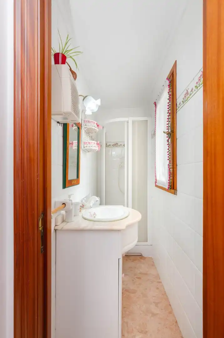 Bathroom of Duplexes for sale in Mieres (Asturias)  with Heating, Furnished and Balcony