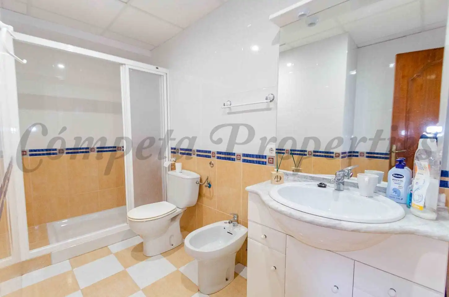 Casa amb terrassa en venda a Canillas de Albaida, imagen 18