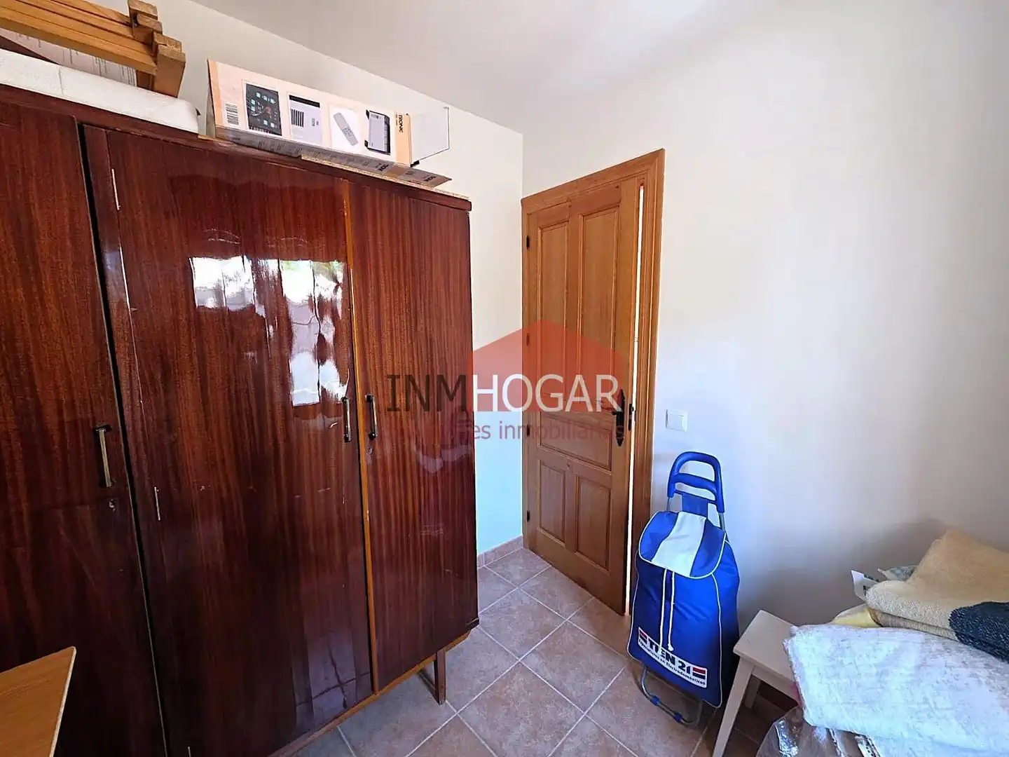 Dormitori de Casa o xalet en venda en Pradosegar amb Calefacció i Moblat