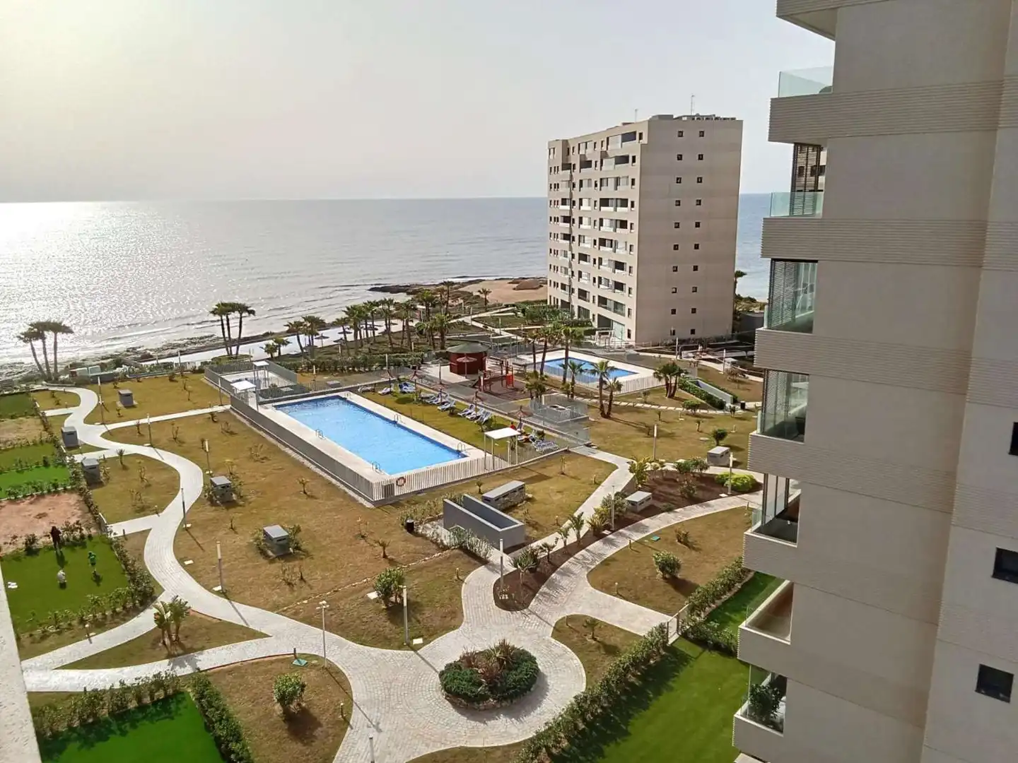 Piscina de Apartament en venda en Torrevieja amb Aire condicionat, Calefacció i Terrassa
