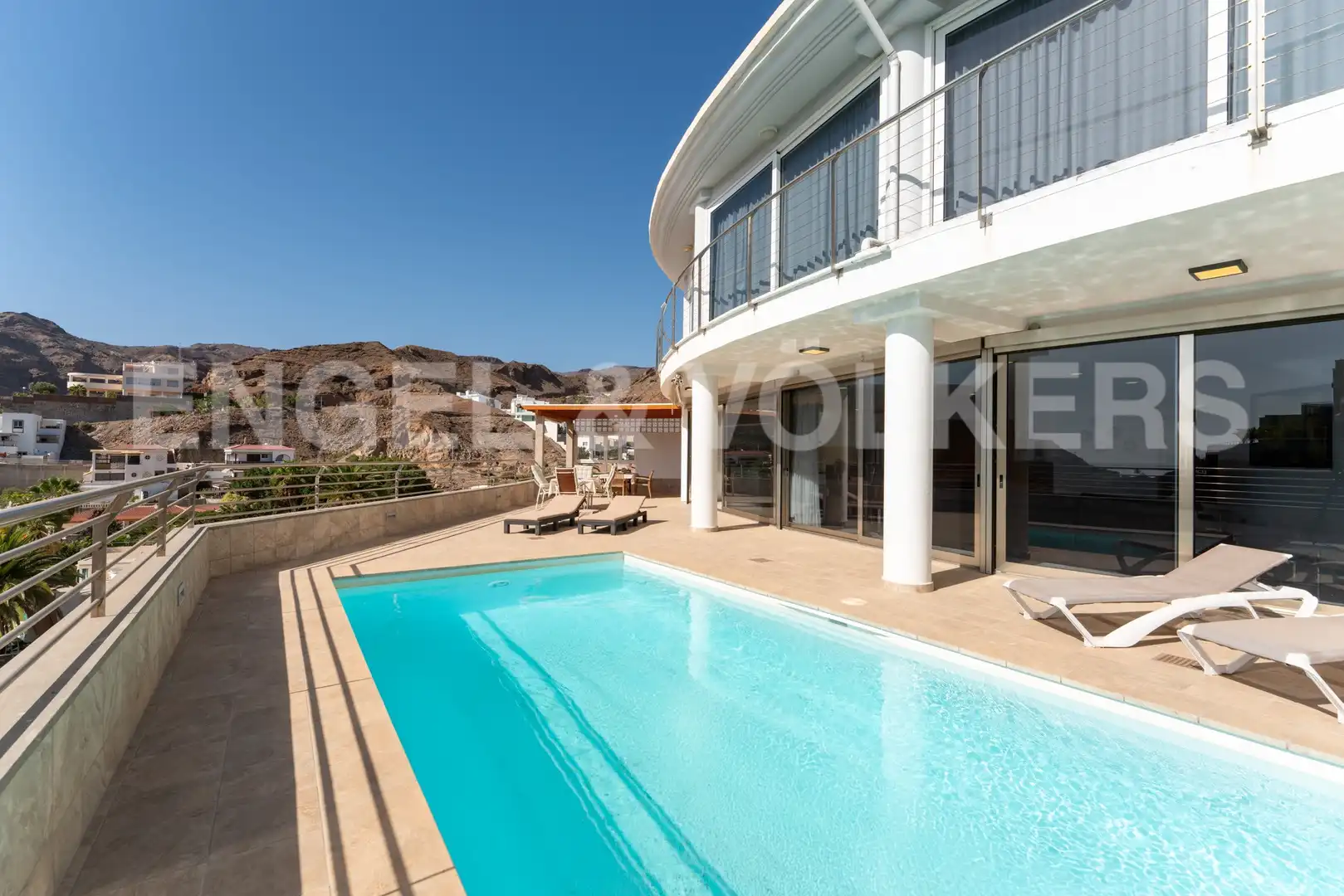 Piscina de Piso en venta en Mogán con Calefacción, Terraza y Trastero