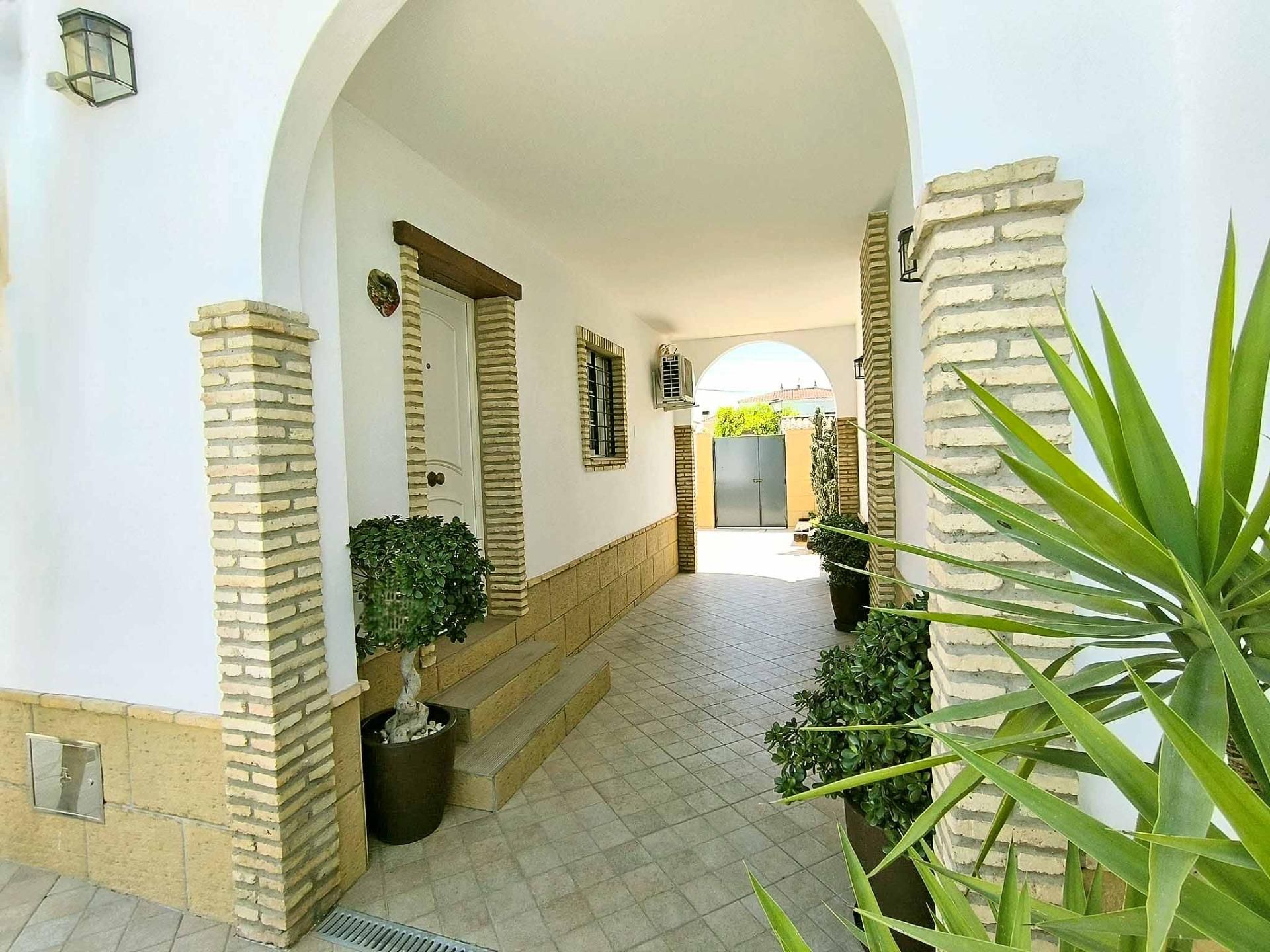 Casa o xalet en venda en Gines amb Aire condicionat, Terrassa i Traster