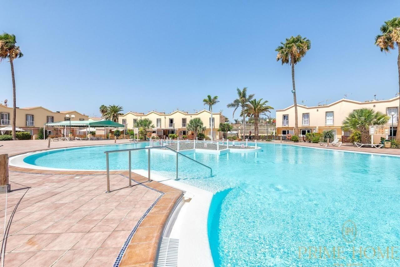 Swimming pool of House or chalet to rent in San Bartolomé de Tirajana  with Air Conditioner, Private garden and Balcony