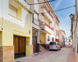 Vista exterior de Local en venda en La Puebla de Alfindén