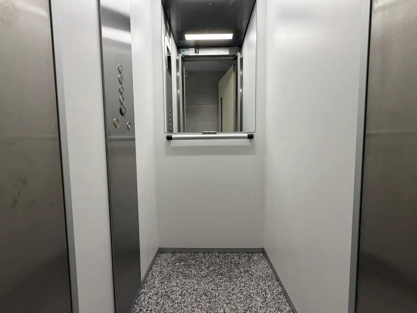 Piso en venta en Dolores con Aire acondicionado, Amueblado y Horno
