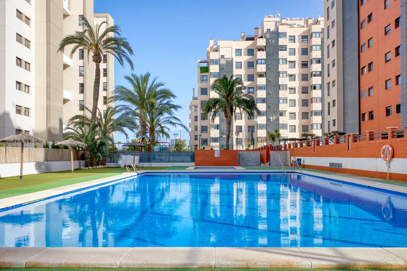 Flat for rent in Calle Músico Vicente Spiteri, PAU 5, Playa de San Juan - El Cabo de las Huertas