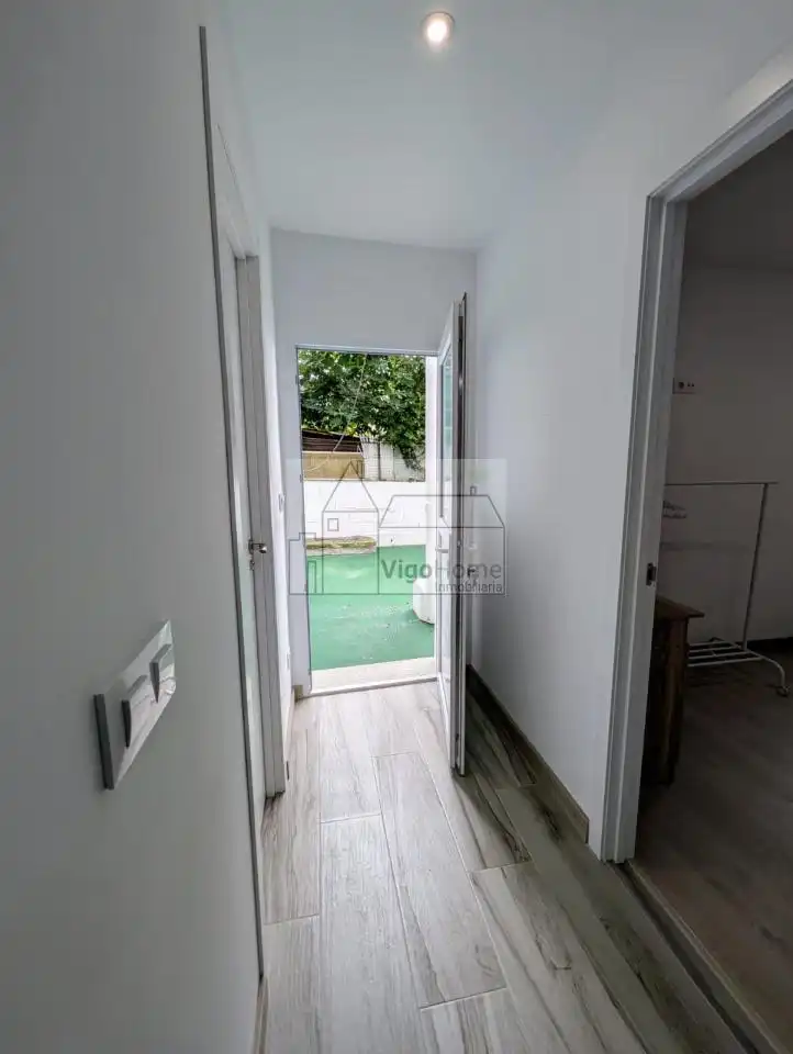 Balcony of Flat for rent in Vigo   with Heating, Terrace and Storage room