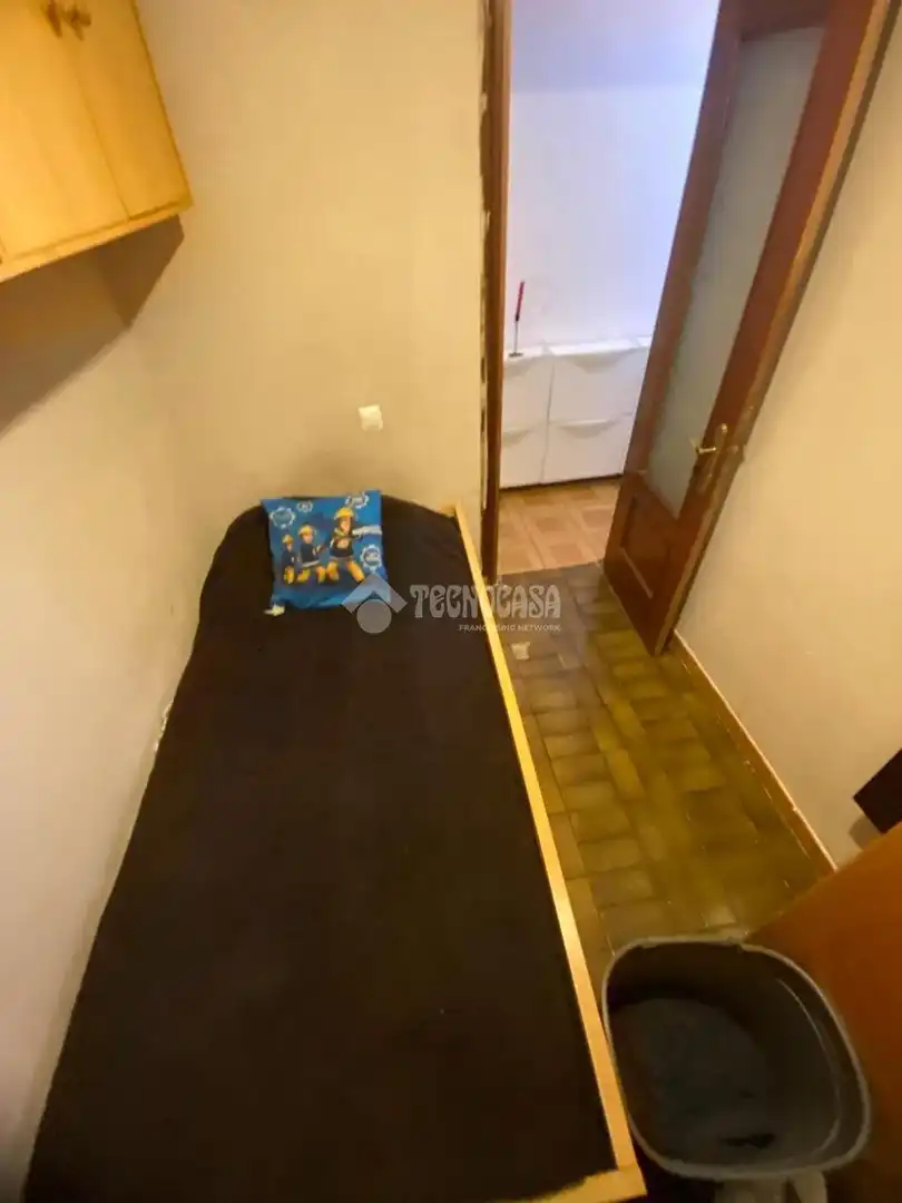 Habitación de Piso en venta en Madrid con Aire acondicionado