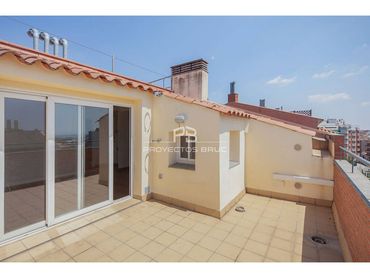 Dúplex amb ascensor en venda a Nord-oest