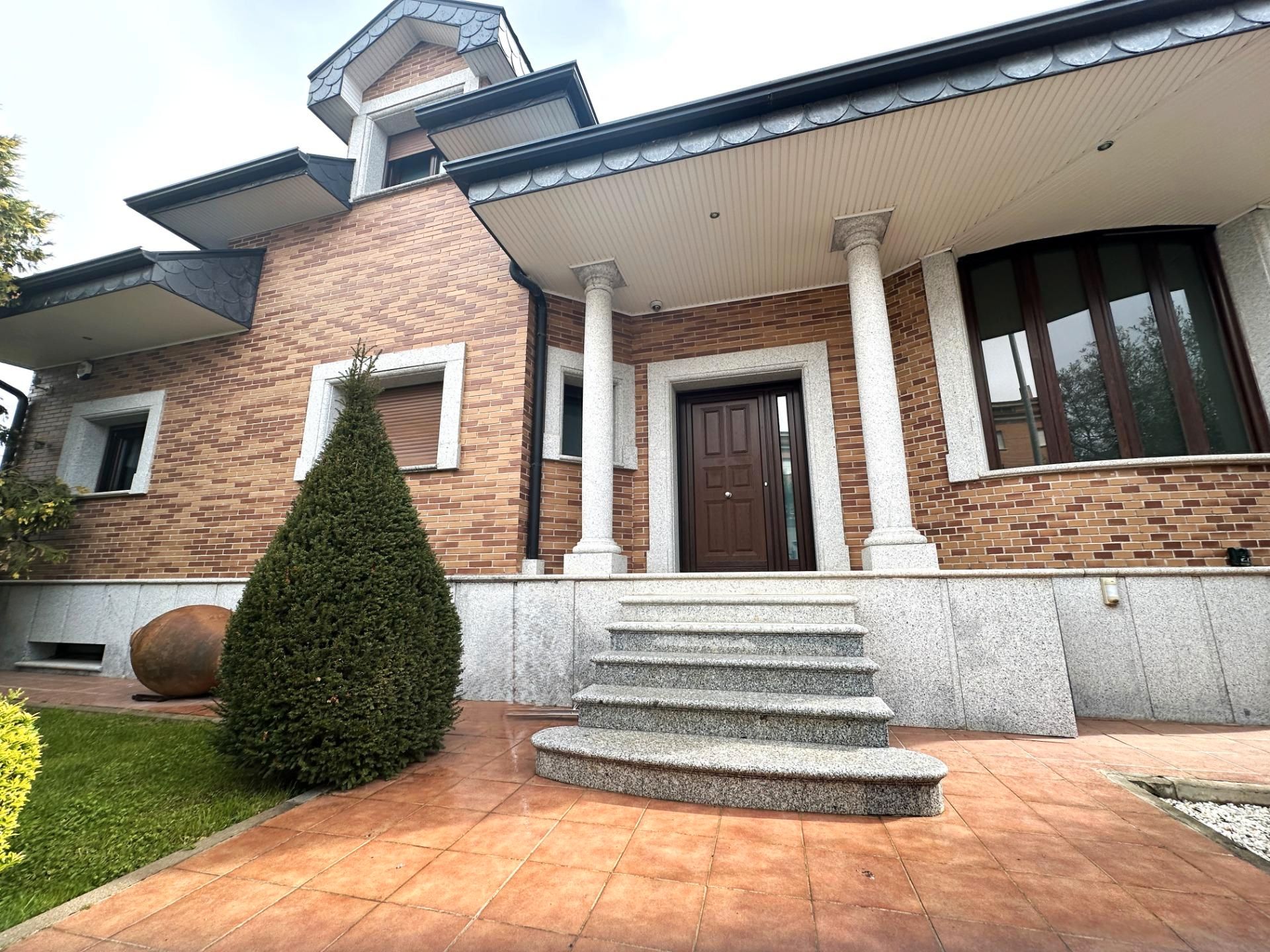Exterior view of House or chalet for sale in Campo Real  with Air Conditioner, Heating and Private garden