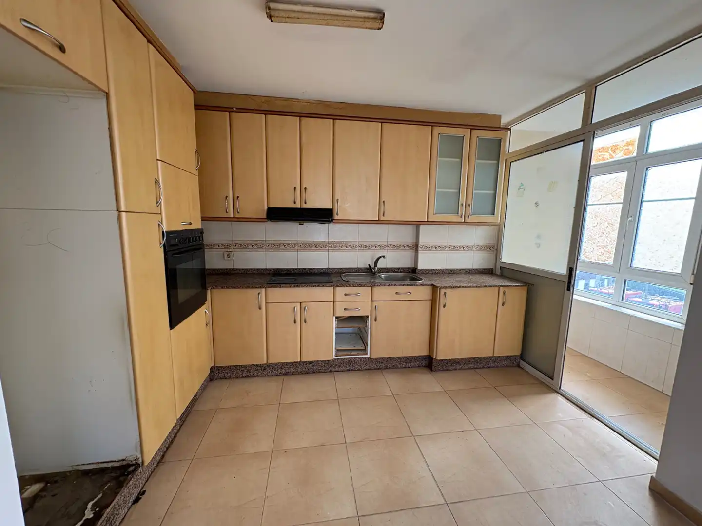 Küche von Wohnung zum Verkauf in Narón mit Abstellraum
