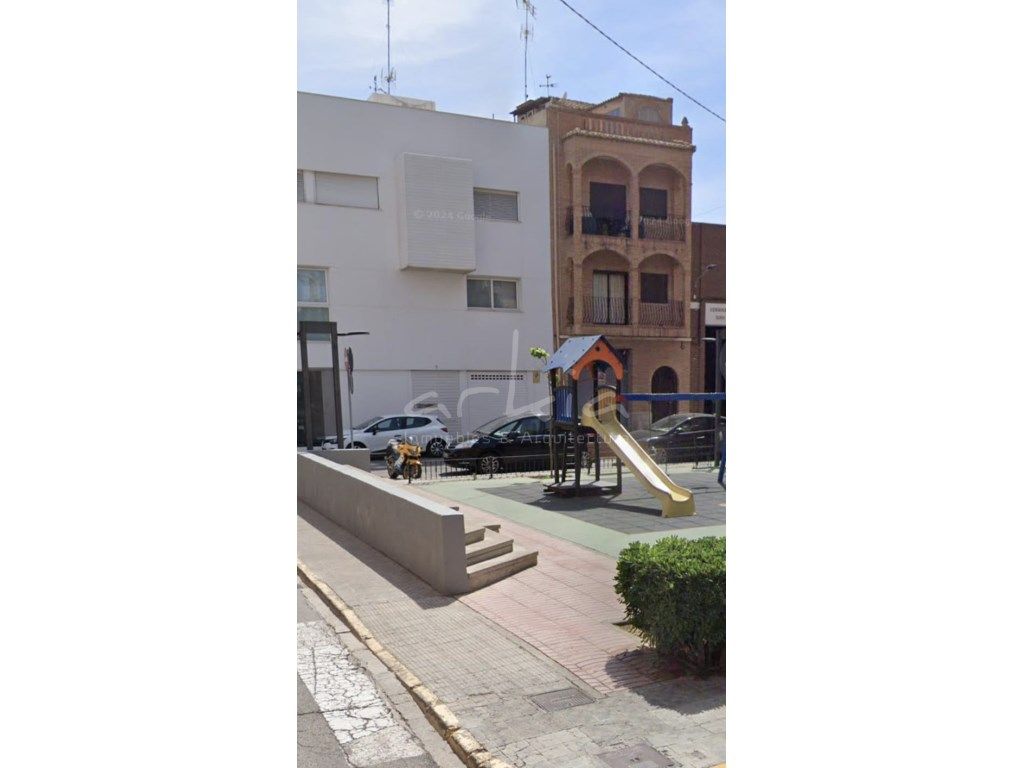 Vista exterior de Pis en venda en La Pobla de Farnals amb Balcó