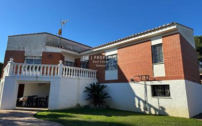 Vista exterior de Casa o xalet en venda en Picassent amb Aire condicionat, Calefacció i Terrassa