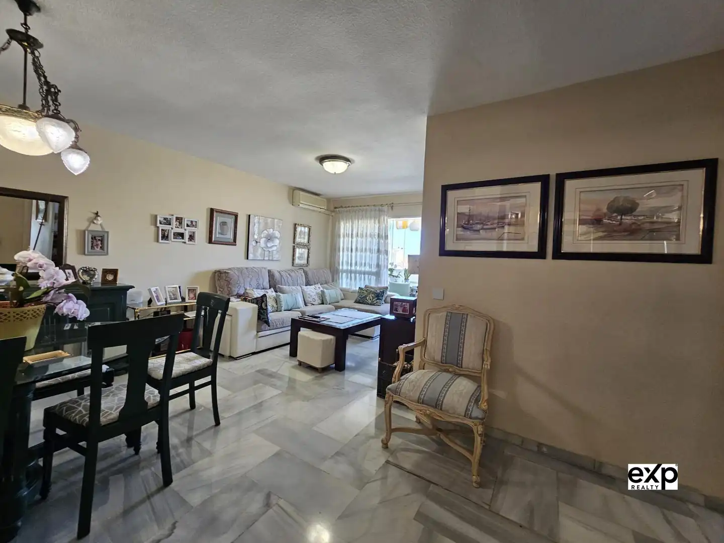 Living room of Flat for sale in Fuengirola  with Air Conditioner, Swimming Pool and Furnished