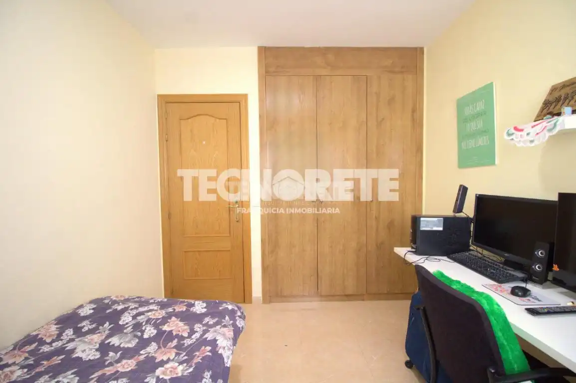 Casa adosada en venta en Calle Zurbarán, Las Ventas de Retamosa