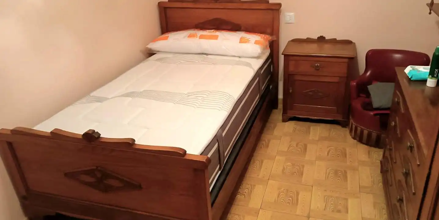 Schlafzimmer von Haus oder Chalet zum Verkauf in Quirós mit Heizung und Privatgarten