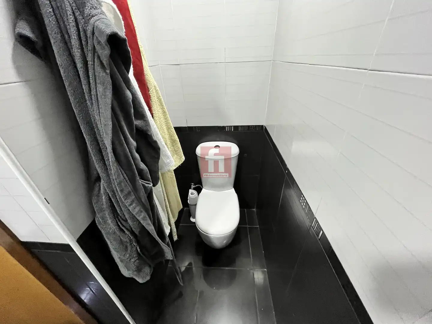 Badezimmer von Haus oder Chalet zum Verkauf in Olivella mit Terrasse, Abstellraum und Schwimmbad