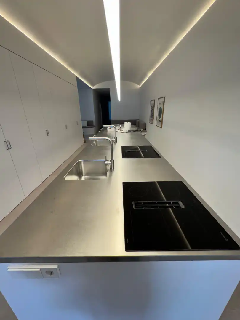 Küche von Wohnung zur untervermieten in Valencia mit Klimaanlage, Terrasse und Möbliert