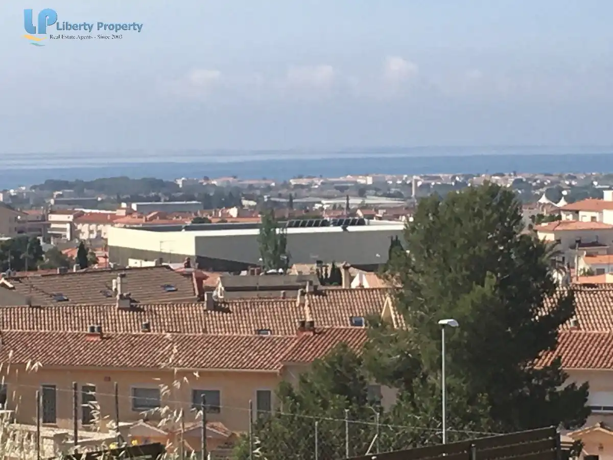 Terreny residencial en venda a Roda de Barà, imagen 3