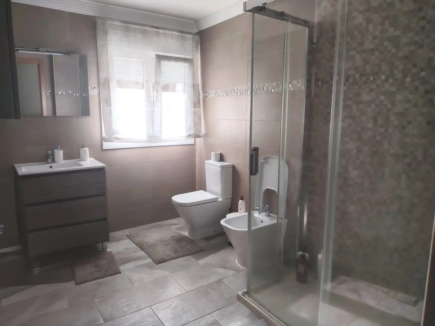 Baño de Casa o chalet en venta en Castro-Urdiales con Jardín privado, Terraza y Trastero
