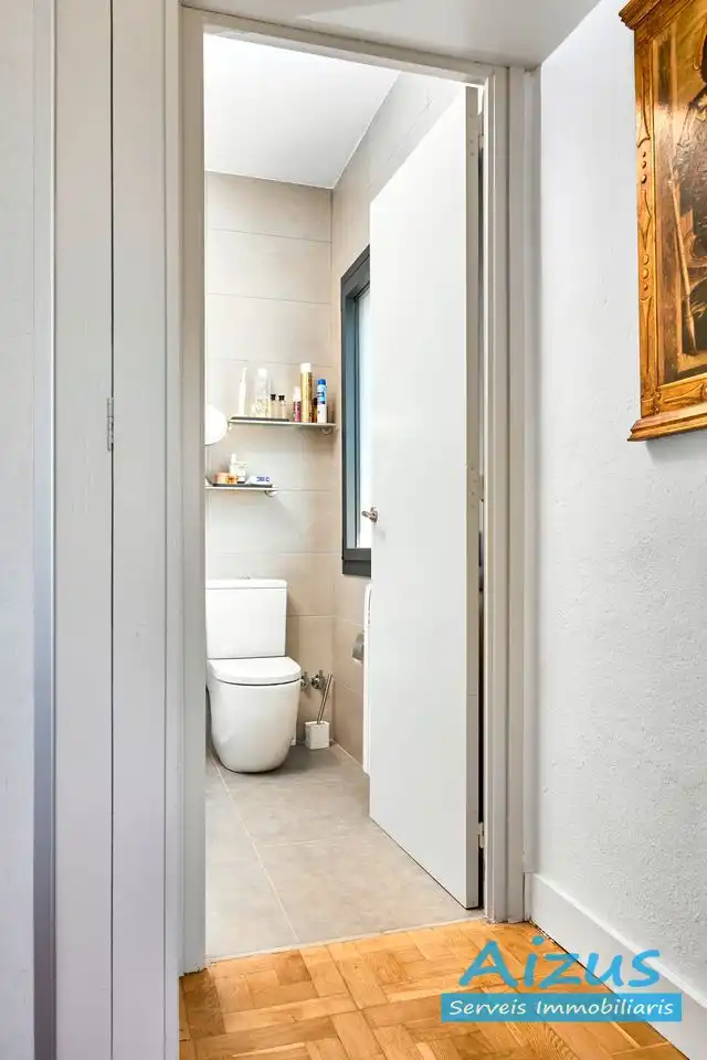 Baño de Casa o chalet en venta en Seva con Aire acondicionado, Calefacción y Jardín privado