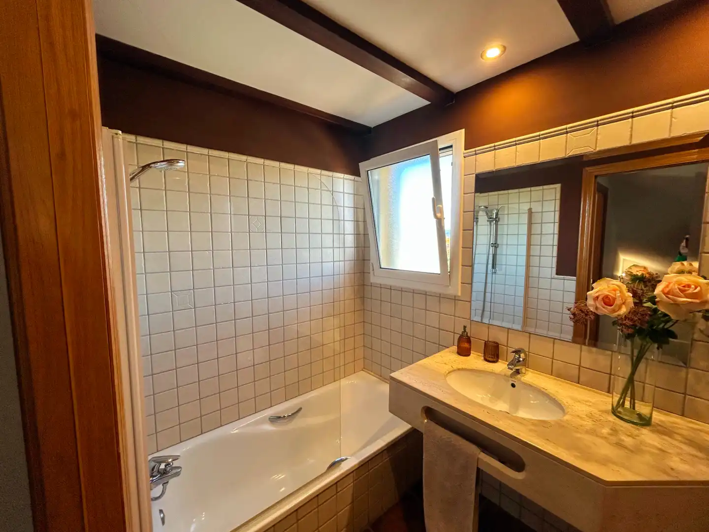 Baño de Casa adosada en venta en Palafrugell con Aire acondicionado, Calefacción y Jardín privado