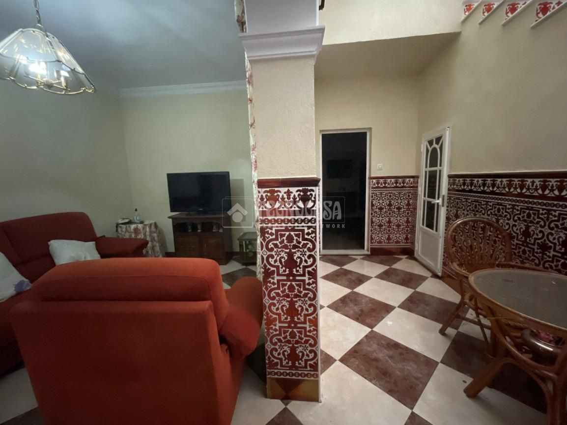 Casa adosada en venda a La Soledad
