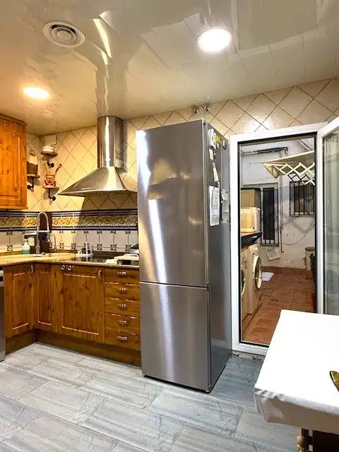 Küche von Wohnung zum Verkauf in Sant Boi de Llobregat mit Klimaanlage, Heizung und Terrasse