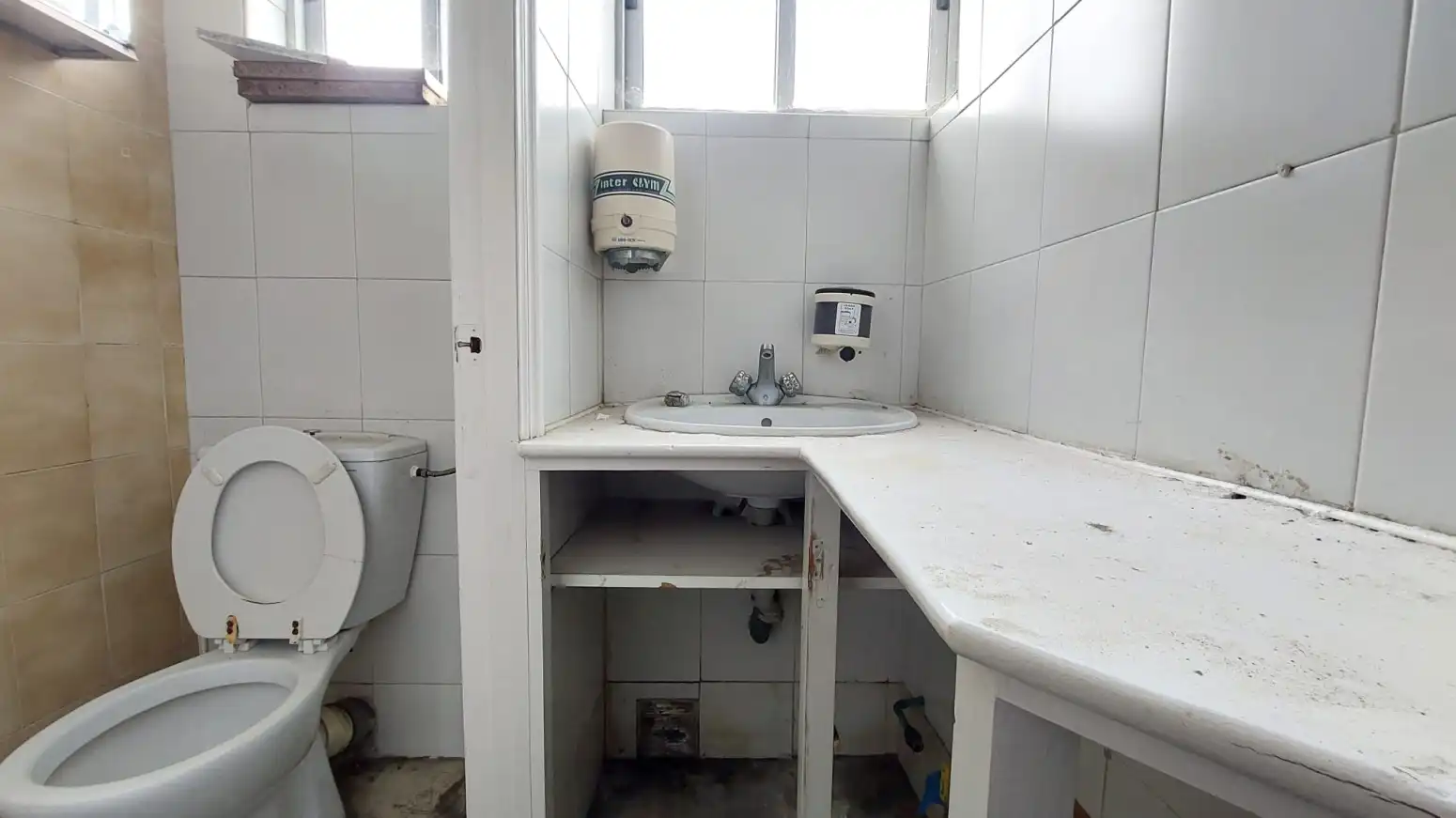 Business premises for sale in Maliaño, imagen 6