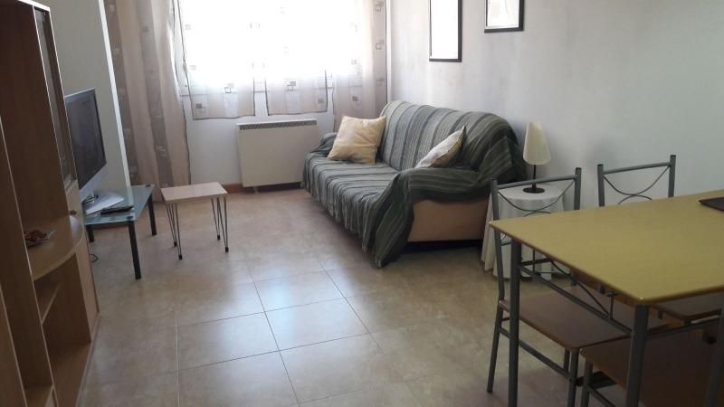 Apartment to rent in Castellanos de Moriscos