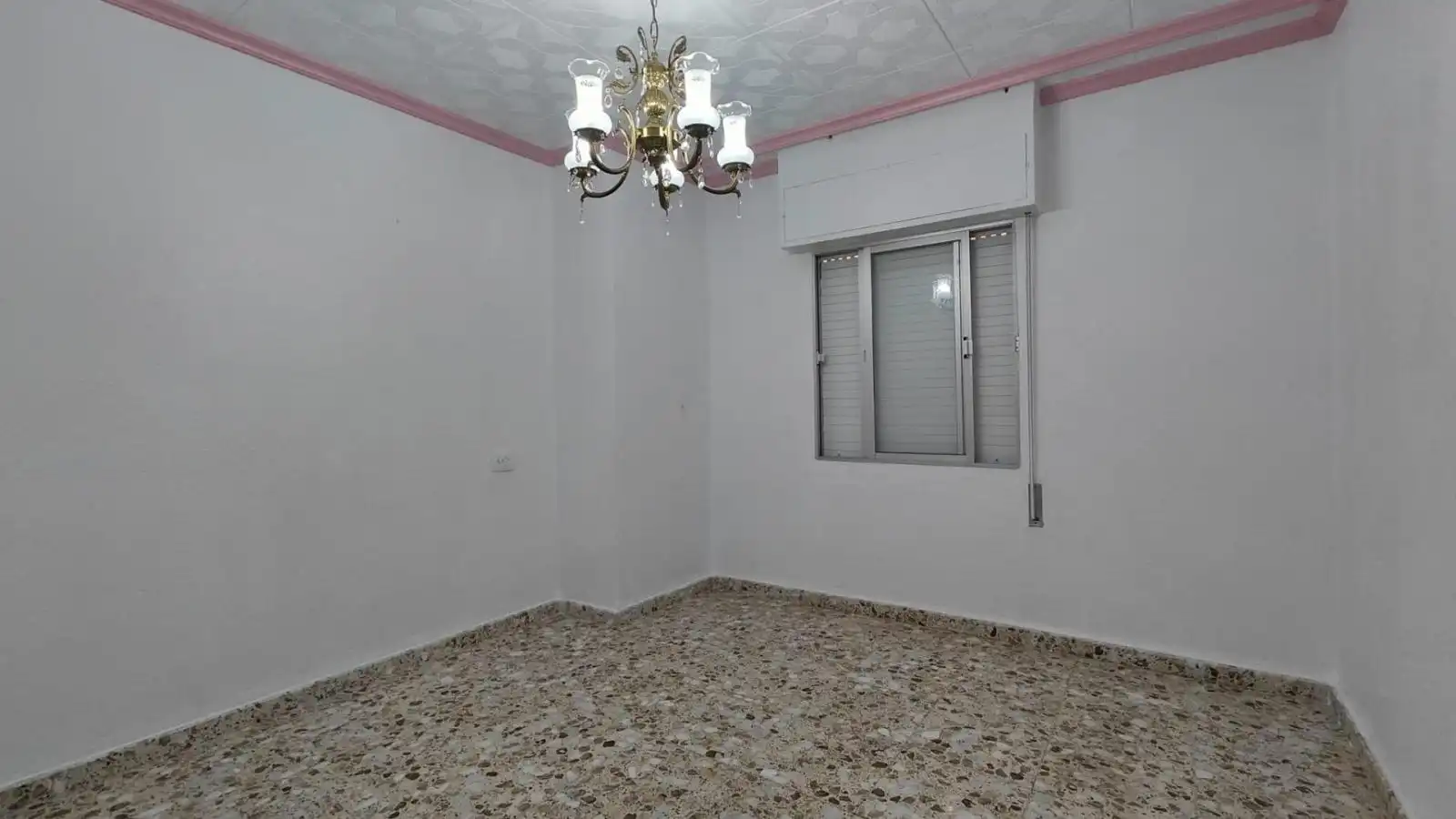 Habitación de Edificio en venta en Pliego