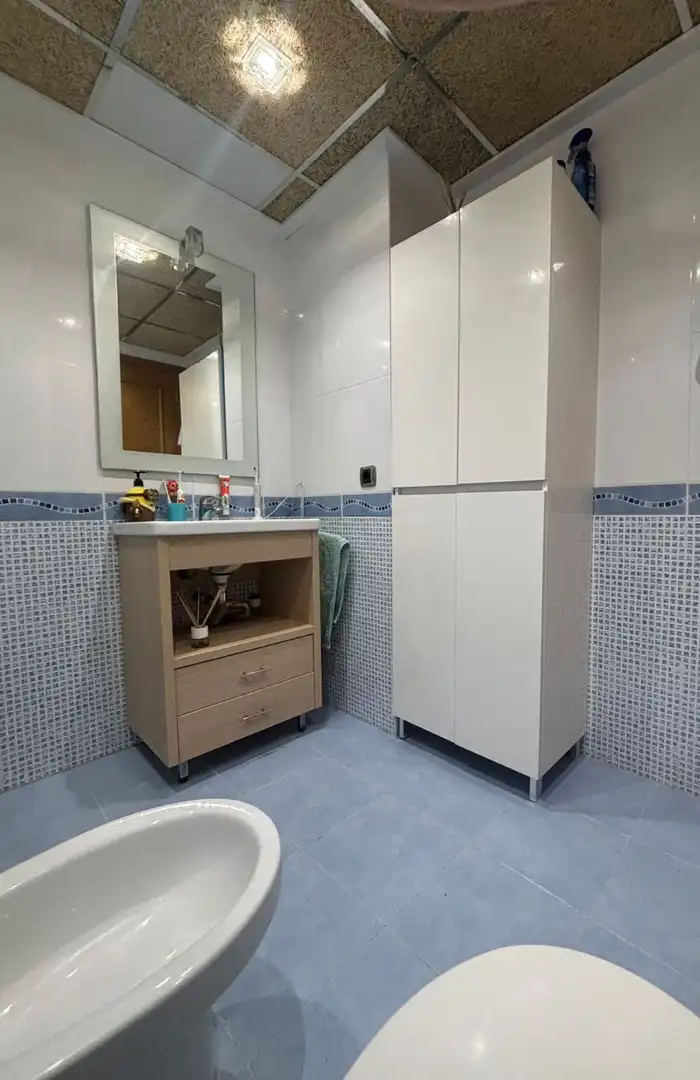 Badezimmer von Wohnung zum Verkauf in Burriana / Borriana mit Klimaanlage, Heizung und Terrasse