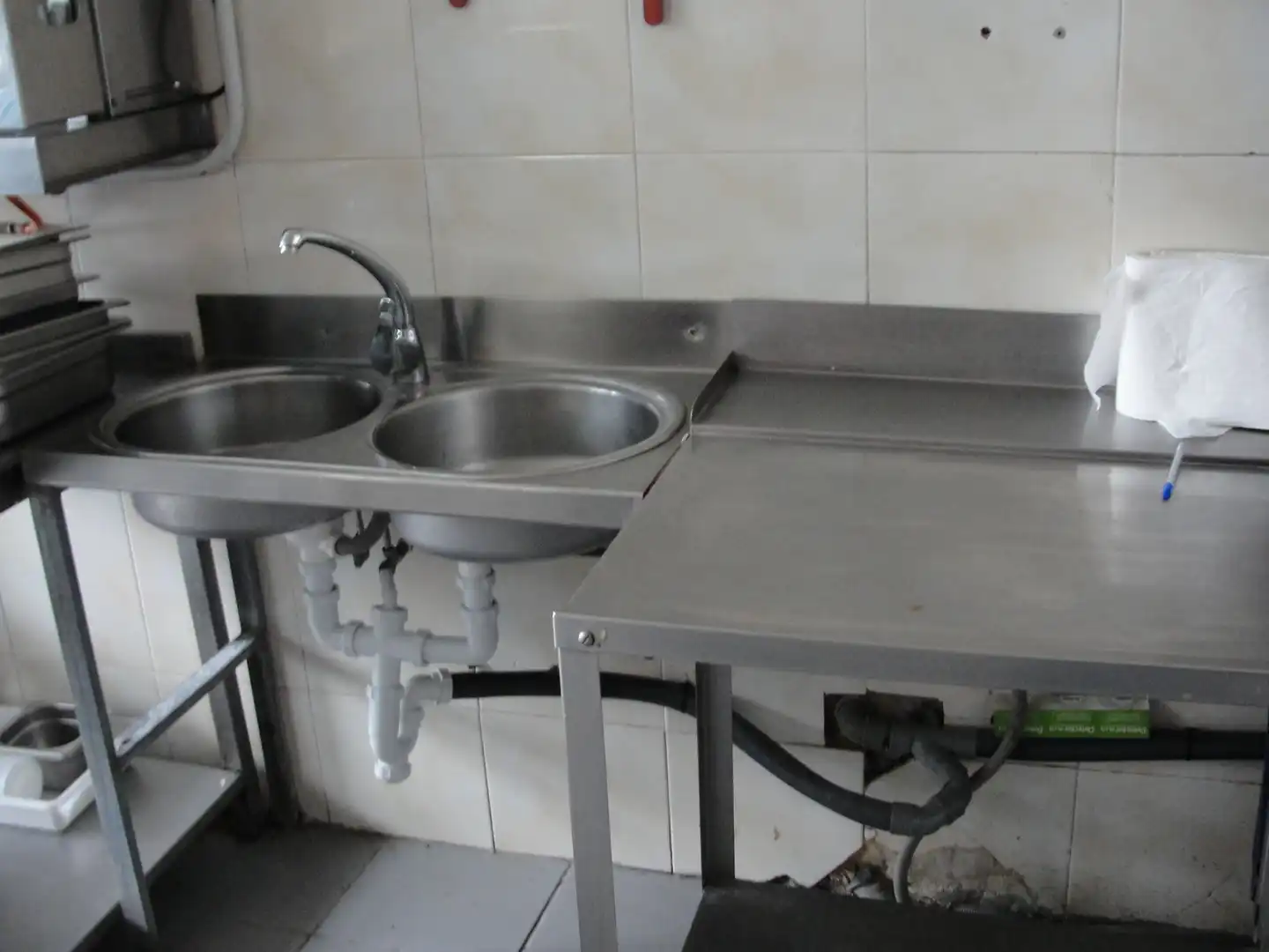 Cuina de Local de lloguer en Ames amb Aire condicionat, Calefacció i Parquet