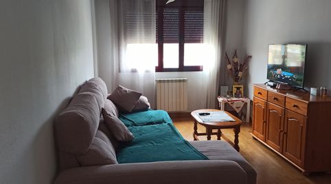 Foto 3 de Piso en venta en Calle Alcalde Gutiérrez Ceballos, Tejares - Chamberí - Alcades, Salamanca Capital