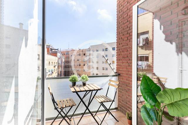 Piso en Alquiler en C.de les Camèlies en El Baix Guinardó