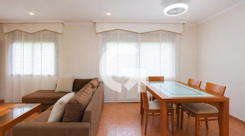 Foto 2 de Piso en venta en Cl Viladecans de, Casablanca, Sant Boi de Llobregat