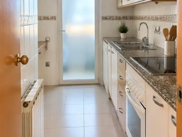 Kitchen of Flat for rent in Terrassa  with Terrace and Balcony