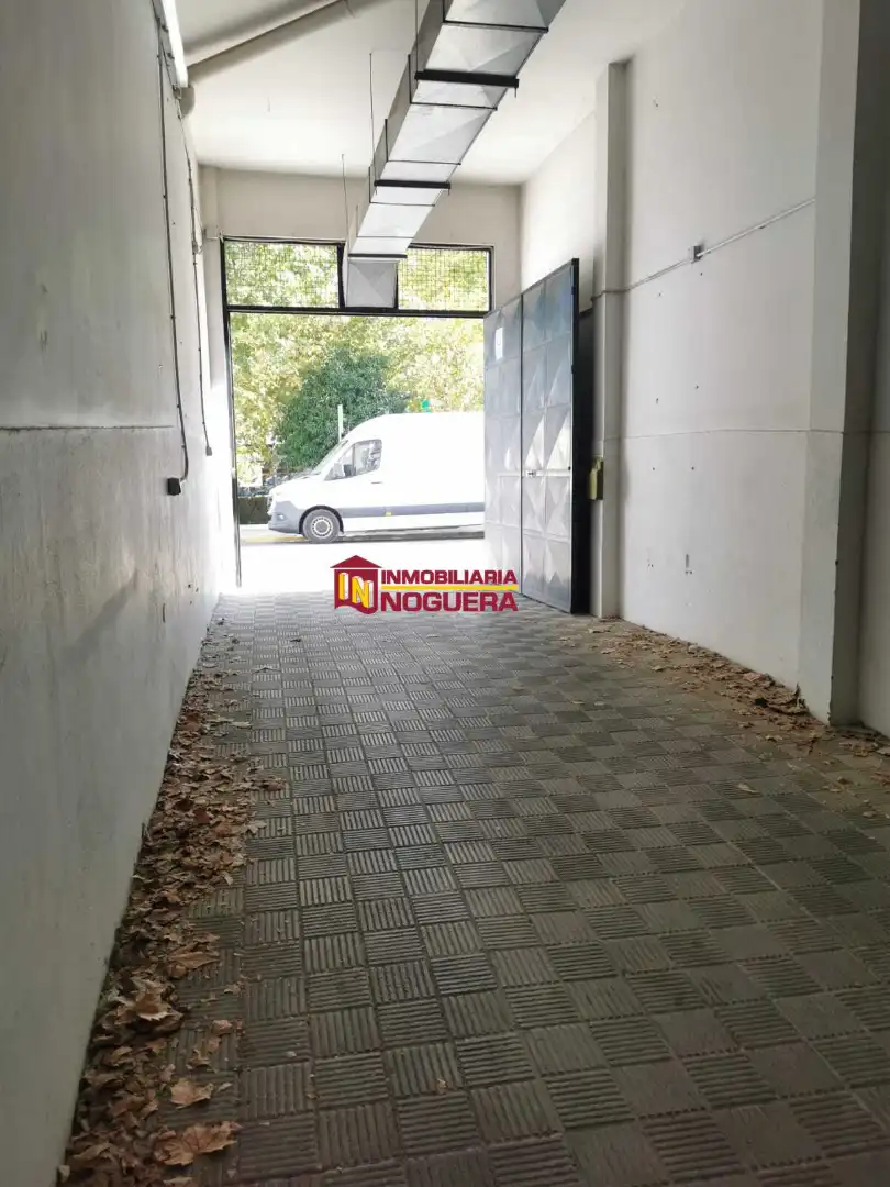 Vista exterior de Garatge en venda en Écija, Sevilla