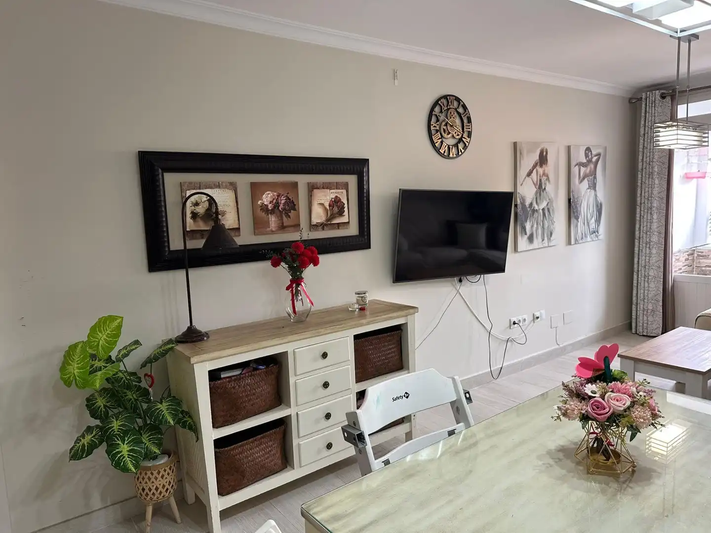Sala de estar de Piso en venta en Marbella con Aire acondicionado, Calefacción y Terraza