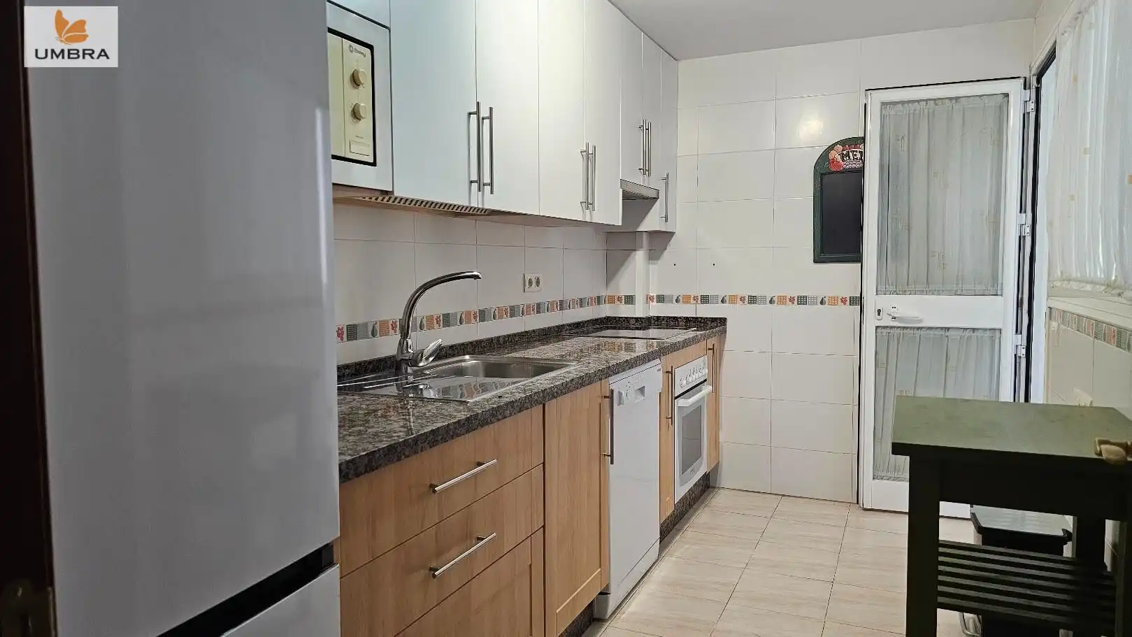 Cocina de Piso en venta en Arcos de la Frontera con Aire acondicionado, Calefacción y Jardín privado