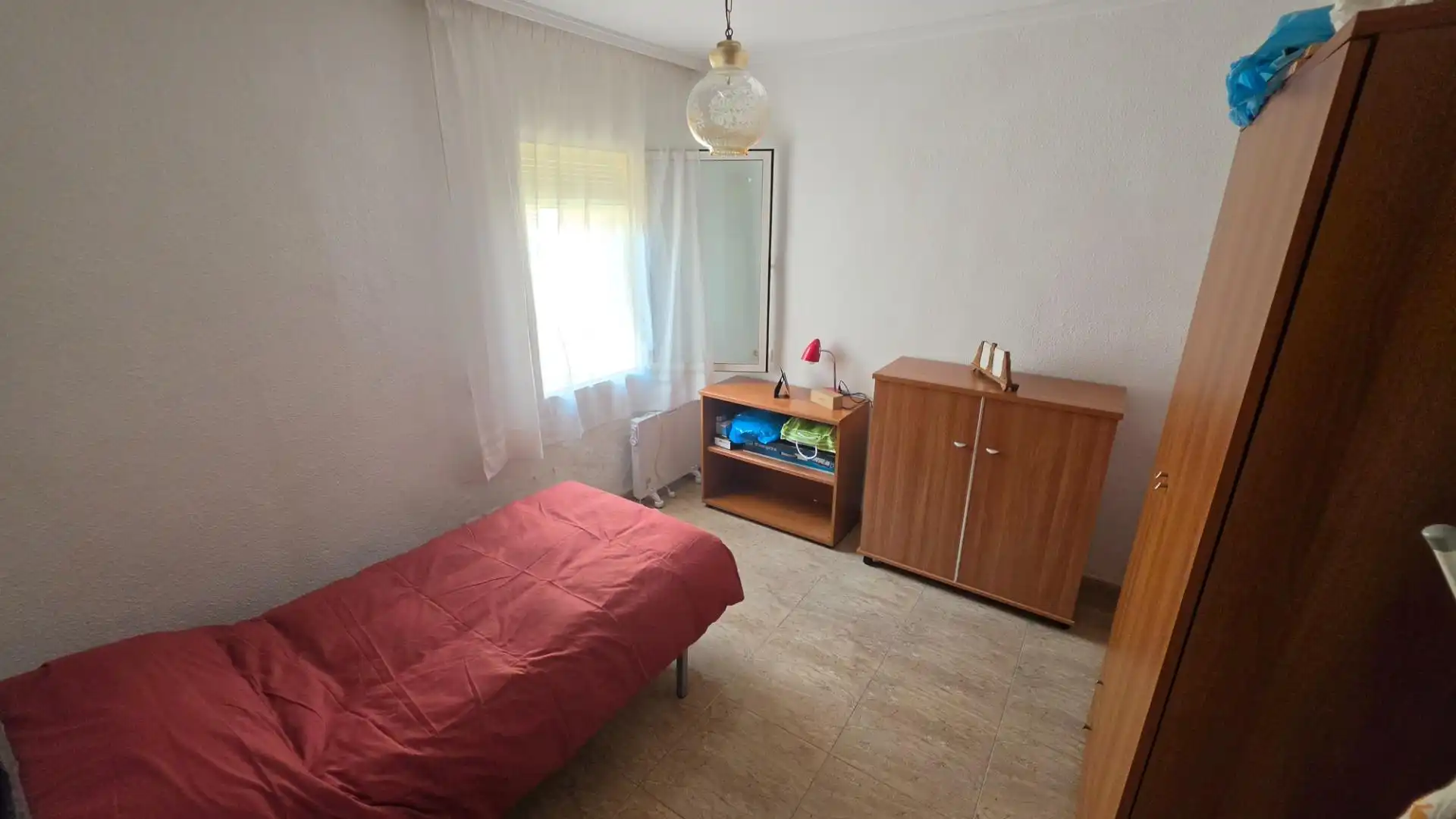 Habitación de Piso en venta en Ontinyent con Terraza, Trastero y Amueblado
